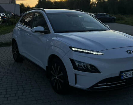 Білий Хендай Kona, об'ємом двигуна 0 л та пробігом 49 тис. км за 16200 $, фото 16 на Automoto.ua