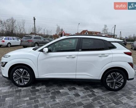 Білий Хендай Kona, об'ємом двигуна 0 л та пробігом 20 тис. км за 18699 $, фото 5 на Automoto.ua