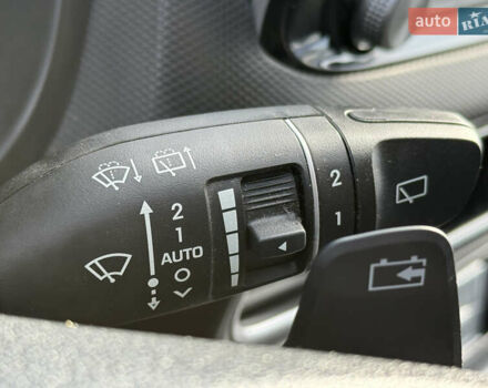 Білий Хендай Kona, об'ємом двигуна 0 л та пробігом 55 тис. км за 19950 $, фото 59 на Automoto.ua