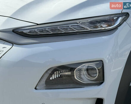 Білий Хендай Kona, об'ємом двигуна 0 л та пробігом 55 тис. км за 19950 $, фото 15 на Automoto.ua