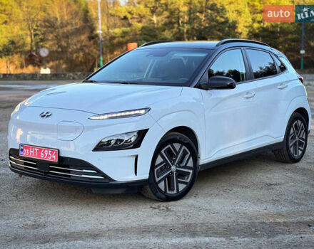 Белый Хендай Kona, объемом двигателя 0 л и пробегом 148 тыс. км за 18500 $, фото 9 на Automoto.ua
