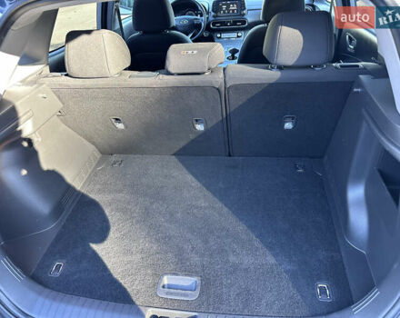 Білий Хендай Kona, об'ємом двигуна 0 л та пробігом 115 тис. км за 16800 $, фото 20 на Automoto.ua