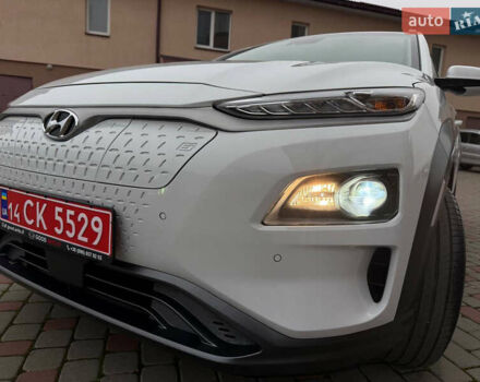 Білий Хендай Kona, об'ємом двигуна 0 л та пробігом 174 тис. км за 17800 $, фото 20 на Automoto.ua