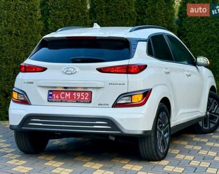 Білий Хендай Kona, об'ємом двигуна 0 л та пробігом 34 тис. км за 16999 $, фото 7 на Automoto.ua