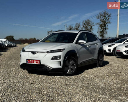 Білий Хендай Kona, об'ємом двигуна 0 л та пробігом 53 тис. км за 15900 $, фото 6 на Automoto.ua