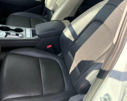 Білий Хендай Kona, об'ємом двигуна 0 л та пробігом 43 тис. км за 16700 $, фото 17 на Automoto.ua