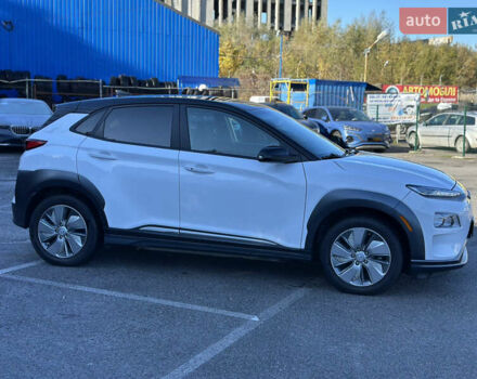 Білий Хендай Kona, об'ємом двигуна 0 л та пробігом 115 тис. км за 16800 $, фото 4 на Automoto.ua