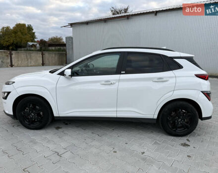 Білий Хендай Kona, об'ємом двигуна 0 л та пробігом 63 тис. км за 16499 $, фото 32 на Automoto.ua