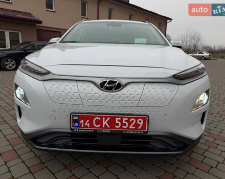 Білий Хендай Kona, об'ємом двигуна 0 л та пробігом 174 тис. км за 17800 $, фото 2 на Automoto.ua