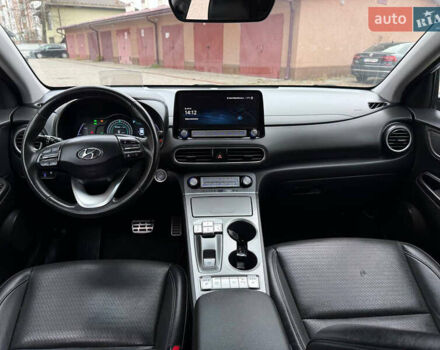 Білий Хендай Kona, об'ємом двигуна 0 л та пробігом 174 тис. км за 17800 $, фото 53 на Automoto.ua