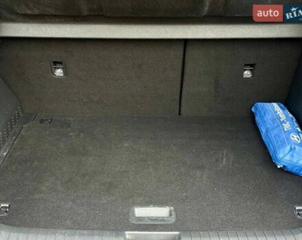 Белый Хендай Kona, объемом двигателя 0 л и пробегом 39 тыс. км за 17400 $, фото 13 на Automoto.ua