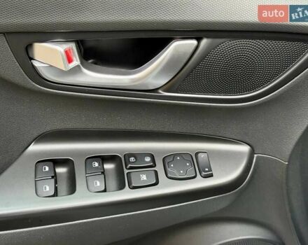 Белый Хендай Kona, объемом двигателя 0 л и пробегом 39 тыс. км за 17400 $, фото 16 на Automoto.ua