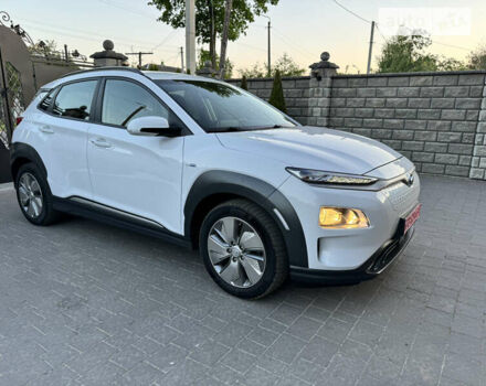 Білий Хендай Kona, об'ємом двигуна 0 л та пробігом 92 тис. км за 17200 $, фото 97 на Automoto.ua