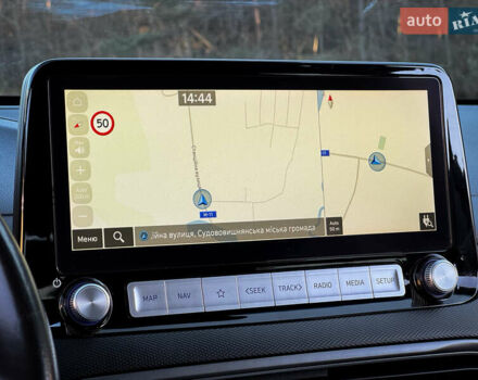 Белый Хендай Kona, объемом двигателя 0 л и пробегом 148 тыс. км за 18500 $, фото 46 на Automoto.ua