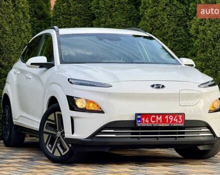 Белый Хендай Kona, объемом двигателя 0 л и пробегом 39 тыс. км за 17400 $, фото 1 на Automoto.ua