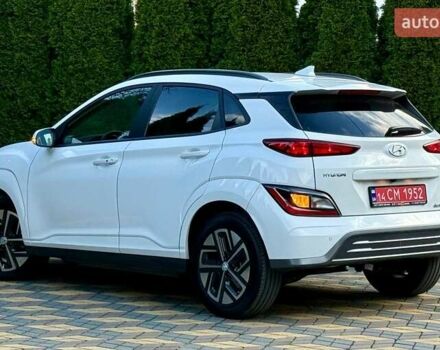 Білий Хендай Kona, об'ємом двигуна 0 л та пробігом 34 тис. км за 16999 $, фото 6 на Automoto.ua