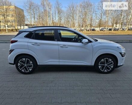 Білий Хендай Kona, об'ємом двигуна 0 л та пробігом 9 тис. км за 22800 $, фото 48 на Automoto.ua