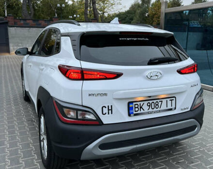 Білий Хендай Kona, об'ємом двигуна 1.58 л та пробігом 49 тис. км за 18700 $, фото 5 на Automoto.ua