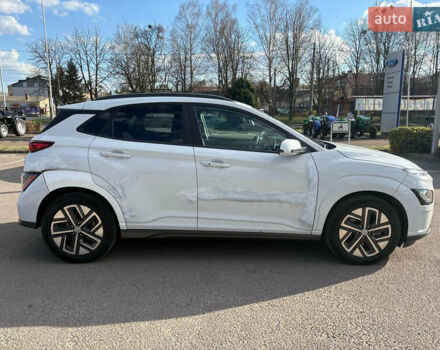 Білий Хендай Kona, об'ємом двигуна 0 л та пробігом 43 тис. км за 16700 $, фото 4 на Automoto.ua