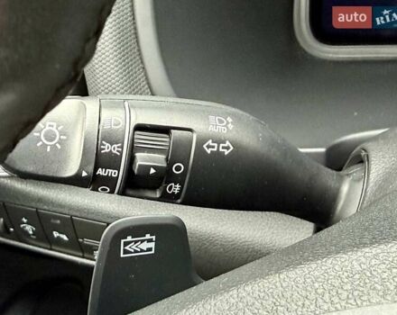 Белый Хендай Kona, объемом двигателя 0 л и пробегом 33 тыс. км за 17700 $, фото 30 на Automoto.ua