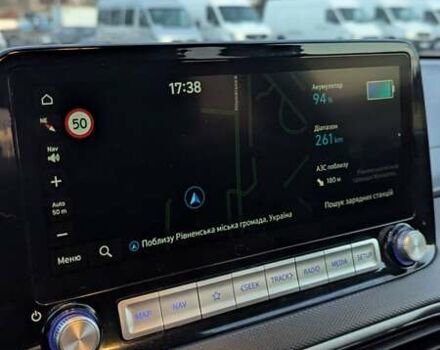 Білий Хендай Kona, об'ємом двигуна 0 л та пробігом 79 тис. км за 16950 $, фото 30 на Automoto.ua