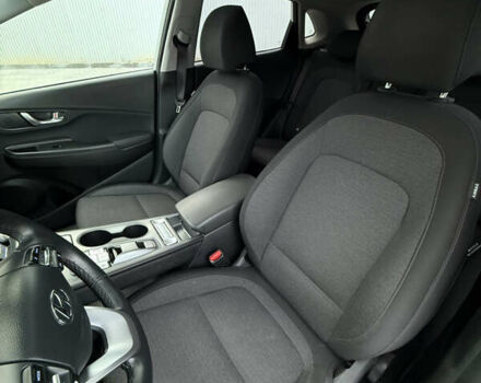 Білий Хендай Kona, об'ємом двигуна 0 л та пробігом 63 тис. км за 16499 $, фото 15 на Automoto.ua