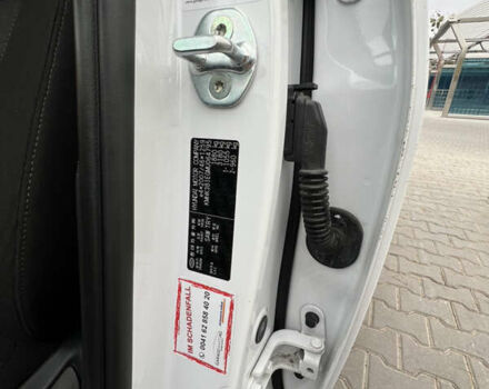 Білий Хендай Kona, об'ємом двигуна 1.58 л та пробігом 49 тис. км за 18700 $, фото 15 на Automoto.ua