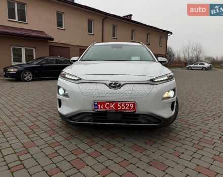 Білий Хендай Kona, об'ємом двигуна 0 л та пробігом 174 тис. км за 17800 $, фото 1 на Automoto.ua