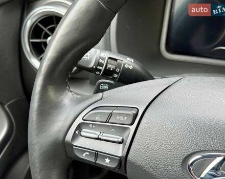 Белый Хендай Kona, объемом двигателя 0 л и пробегом 39 тыс. км за 17400 $, фото 29 на Automoto.ua