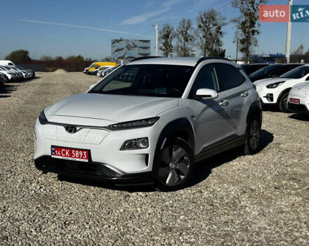 Білий Хендай Kona, об'ємом двигуна 0 л та пробігом 53 тис. км за 15900 $, фото 10 на Automoto.ua