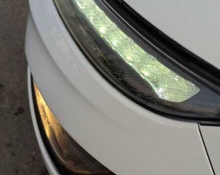 Білий Хендай Kona, об'ємом двигуна 0 л та пробігом 79 тис. км за 16950 $, фото 29 на Automoto.ua