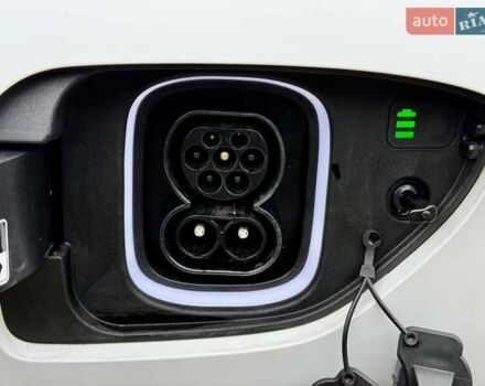 Белый Хендай Kona, объемом двигателя 0 л и пробегом 39 тыс. км за 17400 $, фото 40 на Automoto.ua