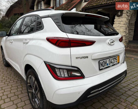 Белый Хендай Kona, объемом двигателя 0 л и пробегом 65 тыс. км за 17400 $, фото 14 на Automoto.ua
