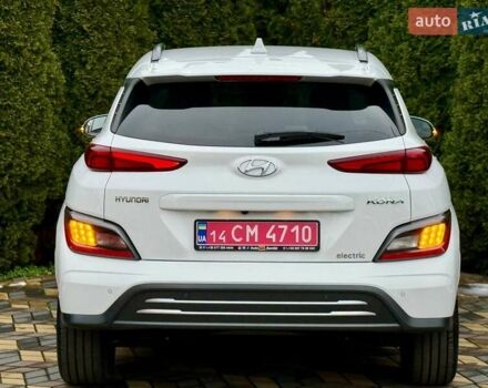 Белый Хендай Kona, объемом двигателя 0 л и пробегом 33 тыс. км за 17700 $, фото 10 на Automoto.ua