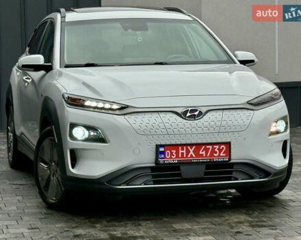 Белый Хендай Kona, объемом двигателя 0 л и пробегом 89 тыс. км за 18999 $, фото 9 на Automoto.ua