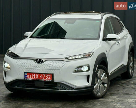 Белый Хендай Kona, объемом двигателя 0 л и пробегом 89 тыс. км за 18999 $, фото 11 на Automoto.ua