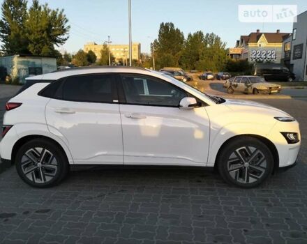 Білий Хендай Kona, об'ємом двигуна 0 л та пробігом 39 тис. км за 20900 $, фото 4 на Automoto.ua