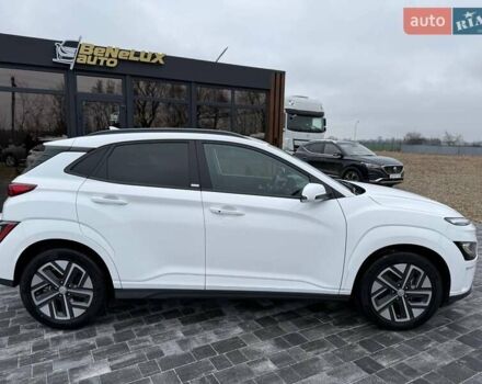 Білий Хендай Kona, об'ємом двигуна 0 л та пробігом 20 тис. км за 18699 $, фото 9 на Automoto.ua