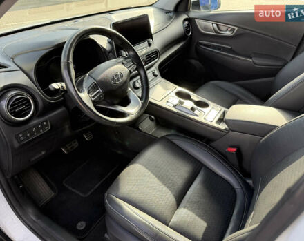Білий Хендай Kona, об'ємом двигуна 0 л та пробігом 55 тис. км за 19950 $, фото 34 на Automoto.ua