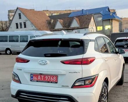 Білий Хендай Kona, об'ємом двигуна 0 л та пробігом 79 тис. км за 16950 $, фото 18 на Automoto.ua