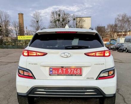 Білий Хендай Kona, об'ємом двигуна 0 л та пробігом 79 тис. км за 16950 $, фото 1 на Automoto.ua