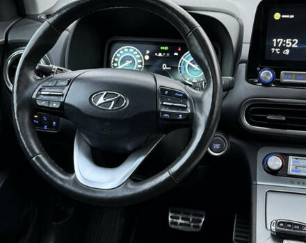 Білий Хендай Kona, об'ємом двигуна 0 л та пробігом 63 тис. км за 16499 $, фото 11 на Automoto.ua