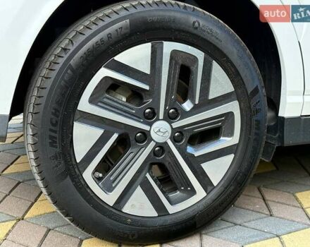 Білий Хендай Kona, об'ємом двигуна 0 л та пробігом 34 тис. км за 16999 $, фото 10 на Automoto.ua