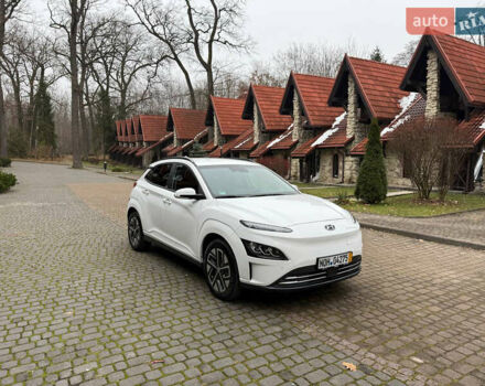 Белый Хендай Kona, объемом двигателя 0 л и пробегом 65 тыс. км за 17400 $, фото 28 на Automoto.ua