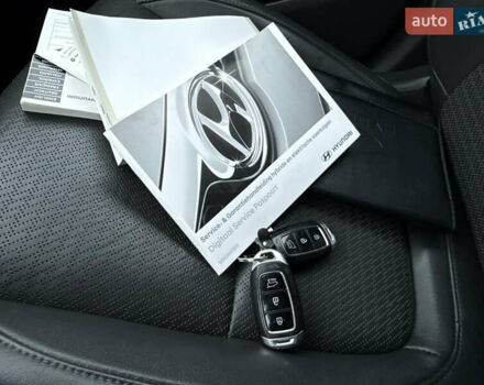 Белый Хендай Kona, объемом двигателя 0 л и пробегом 86 тыс. км за 17800 $, фото 30 на Automoto.ua