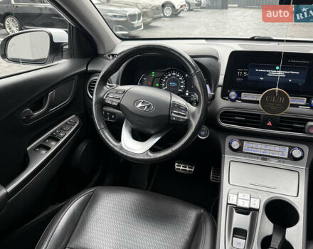 Белый Хендай Kona, объемом двигателя 0 л и пробегом 89 тыс. км за 18999 $, фото 6 на Automoto.ua