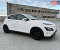 Білий Хендай Kona, об'ємом двигуна 0 л та пробігом 63 тис. км за 16499 $, фото 2 на Automoto.ua