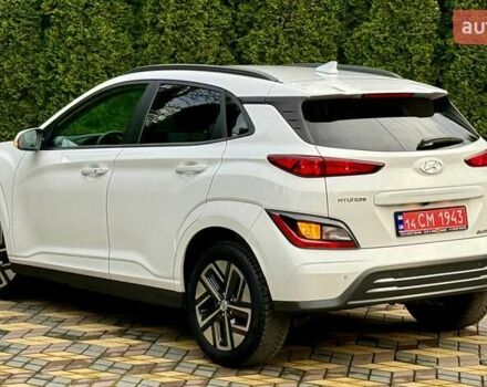 Белый Хендай Kona, объемом двигателя 0 л и пробегом 39 тыс. км за 17400 $, фото 10 на Automoto.ua
