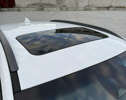 Білий Хендай Kona, об'ємом двигуна 0 л та пробігом 63 тис. км за 16499 $, фото 26 на Automoto.ua