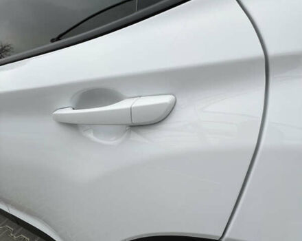 Білий Хендай Kona, об'ємом двигуна 1.58 л та пробігом 49 тис. км за 18700 $, фото 28 на Automoto.ua